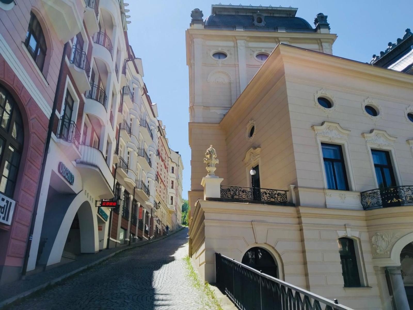 Romanceart Apartments Karlovy Vary Kültér fotó